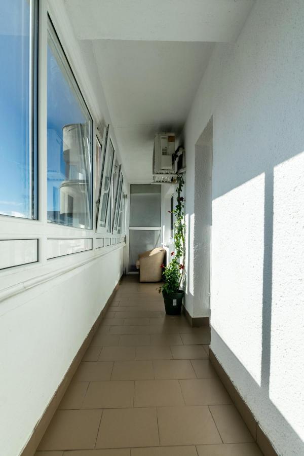 Apartament Centru - Cec Lägenhet Craiova Exteriör bild