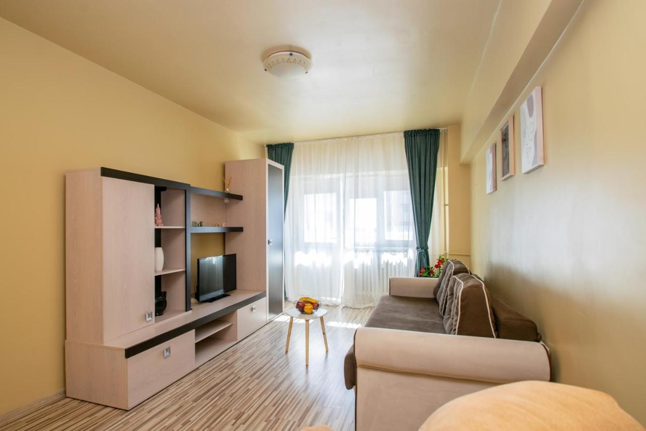 Apartament Centru - Cec Lägenhet Craiova Exteriör bild