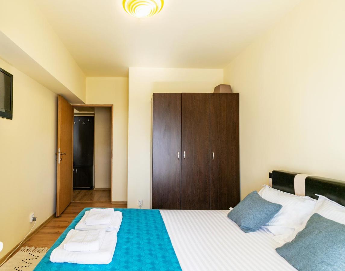 Apartament Centru - Cec Lägenhet Craiova Exteriör bild